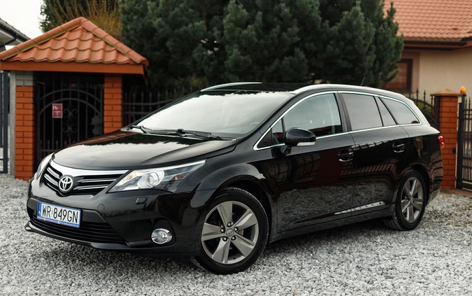 Toyota Avensis cena 47900 przebieg: 214000, rok produkcji 2014 z Radom małe 742